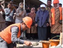 Peletakan Batu Pertama LPM Hingga Dialog dengan Warga Kecamatan Telagasari, Wabup Aep Minta Camat dan Para Kepala Desa Berikan Pelayanan Terbaik