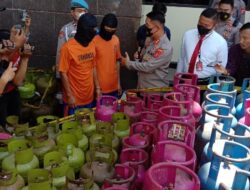 KAPOLRES KARAWANG MENANGKAP PELAKU PENGOPLOSAN ELPIGI 3 KILO