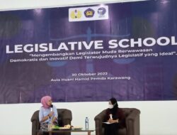 DPRD Karawang Jadi Narasumber Seminar Legislative School 2022