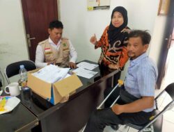Kelurahan Tanjung Mekar Salurkan BLT BBM dan Sembako