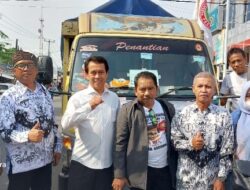 Peduli Kemanusiaan, PGRI Karawang Berikan Bantuan Bagi Warga Terdampak Bencana