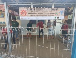 Karang Taruna Mekarjati Resmikan Warung Internet