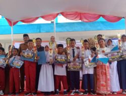 Penyerahan Hadiah Bagi Peserta Lomba Minat Bakat dan Kreatifitas Siswa Jenjang SD dan SMP Se- Kabupaten Karawang tahun 2023