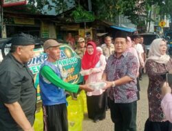 Perbanyak Amalan di Bulan Suci Ramadhan, Disdikpora Bagikan Takjil Gratis