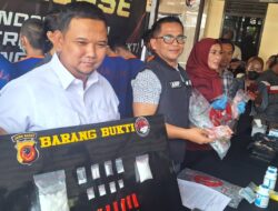 8 Kasus dan 9 Tersangka Jaringan Narkotika dan OKT Berhasil Diungkap Satres Narkoba Polres Karawang