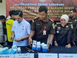 Kejari Karawang Musnahkan Barang Bukti 55 Perkara Tindak Kejahatan Yang Telah Inkrah