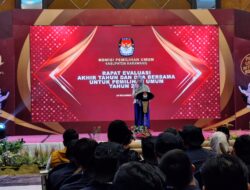 KPU Karawang Gelar Rapat Evaluasi dan Doa Bersama Songsong Pemilu 2024